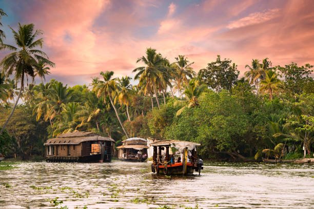Alleppey - Backwaters & Houseboats