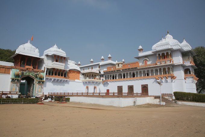 Kota Garh (City Palace)